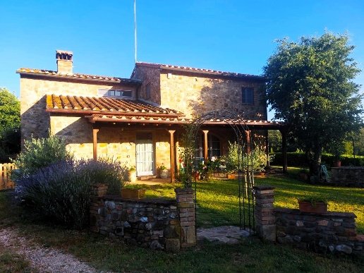 casale in vendita a Casole d'Elsa