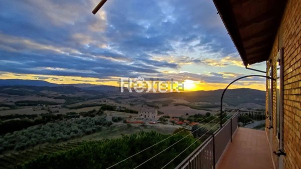 appartamento in vendita a Casole d'Elsa