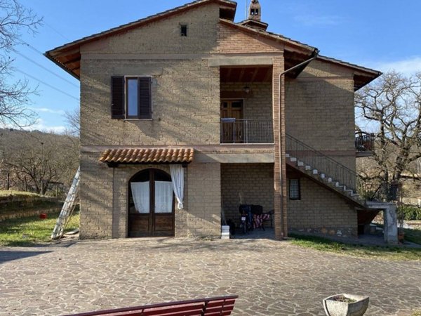 casa indipendente in vendita a Casole d'Elsa