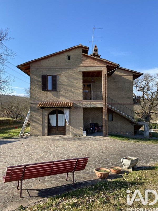 casa indipendente in vendita a Casole d'Elsa