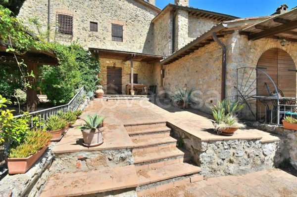 appartamento in vendita a Casole d'Elsa