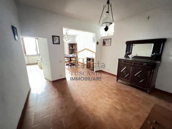 appartamento in vendita a Casole d'Elsa