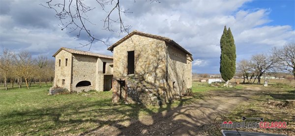 casa indipendente in vendita a Casole d'Elsa