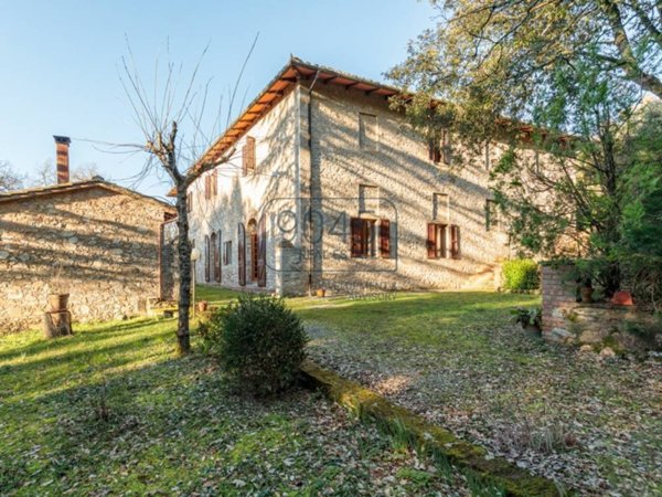 casa indipendente in vendita a Casole d'Elsa