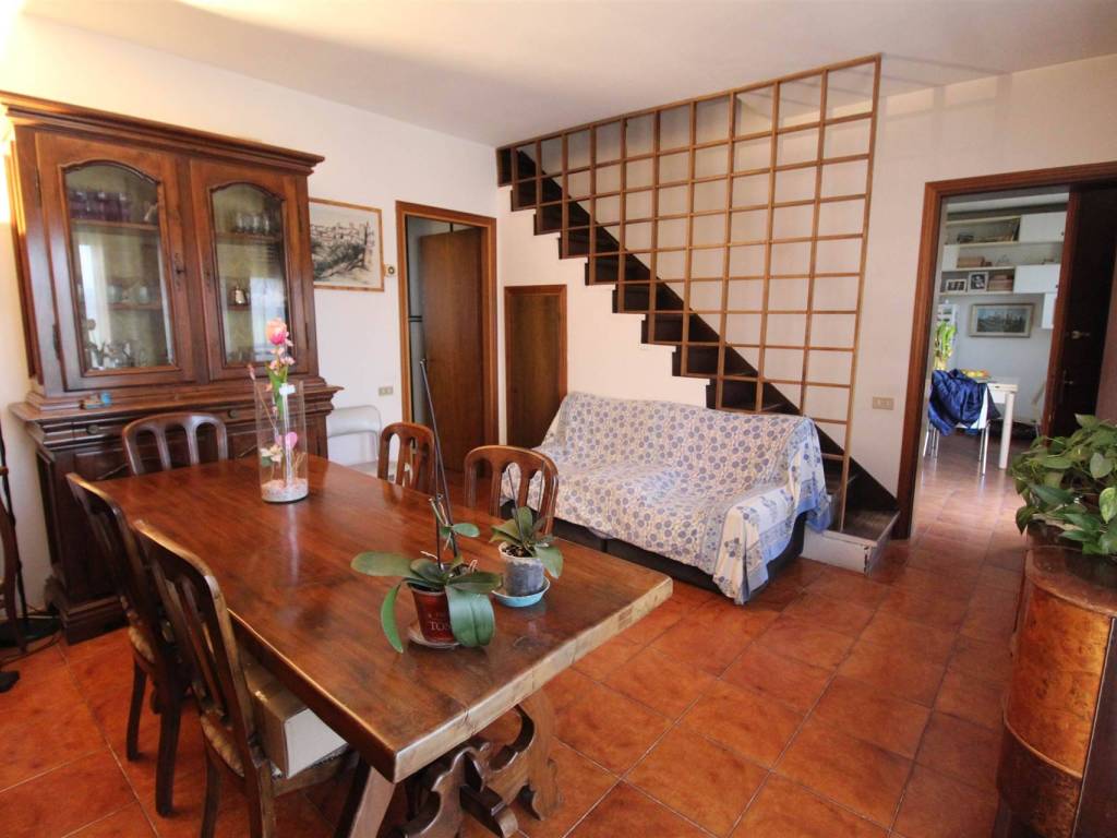 appartamento in vendita a Casole d'Elsa