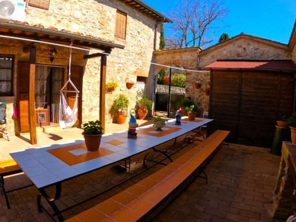 casa indipendente in vendita a Casole d'Elsa