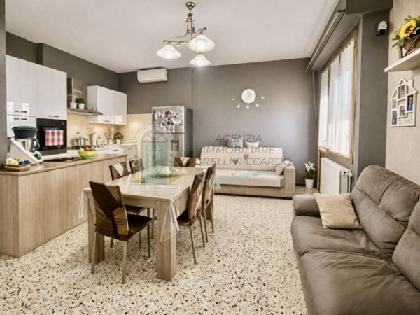 appartamento in vendita a Casole d'Elsa