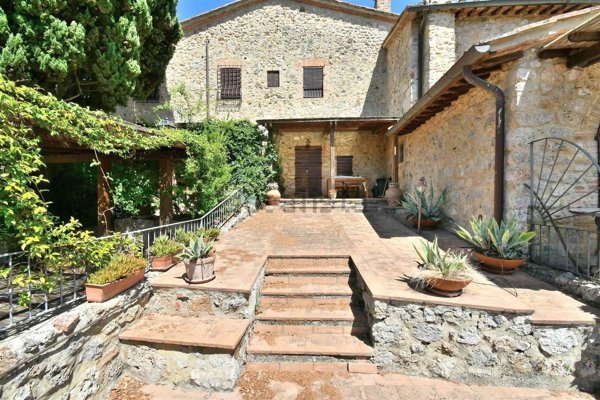 appartamento in vendita a Casole d'Elsa