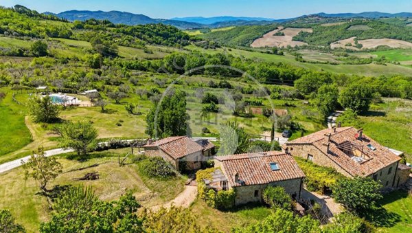casale in vendita a Casole d'Elsa
