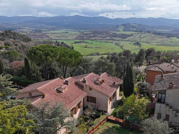 casale in vendita a Casole d'Elsa