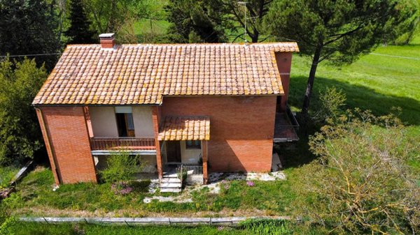 casa indipendente in vendita a Casole d'Elsa