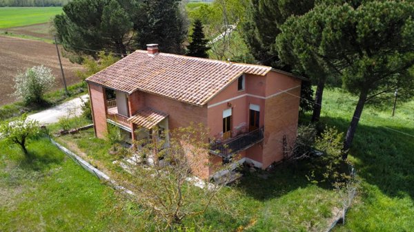 casa indipendente in vendita a Casole d'Elsa