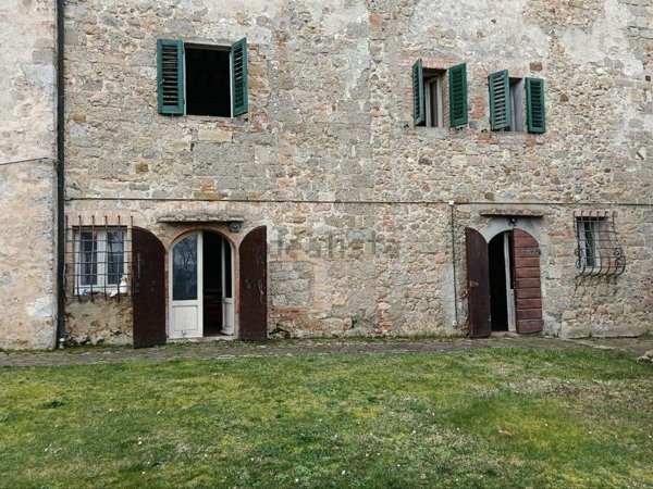 casa indipendente in vendita a Casole d'Elsa