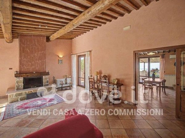 casa indipendente in vendita a Casole d'Elsa