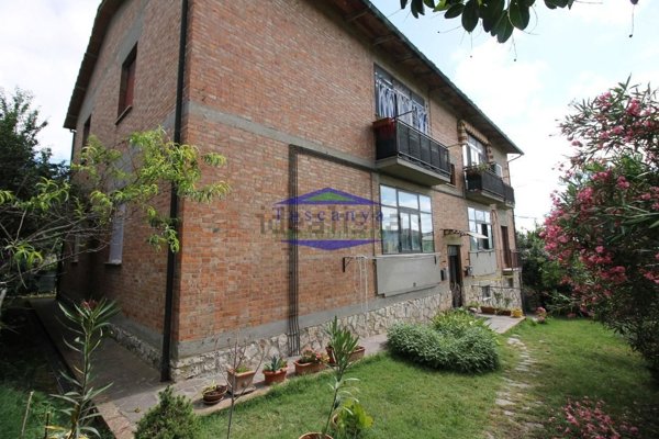 appartamento in vendita a Casole d'Elsa