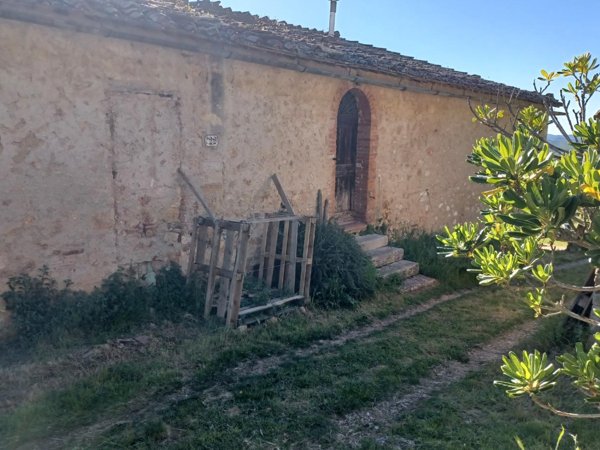 casa indipendente in vendita a Casole d'Elsa