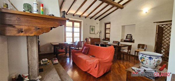 casa indipendente in vendita a Casole d'Elsa