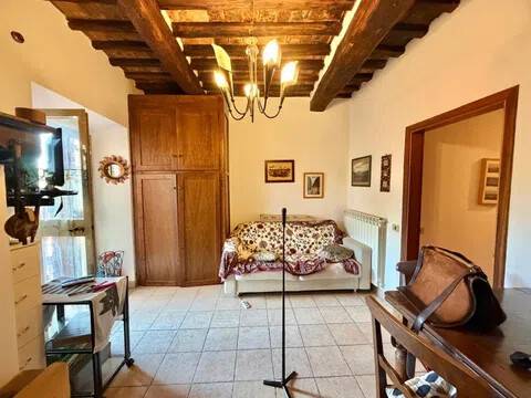 appartamento in vendita a Casole d'Elsa