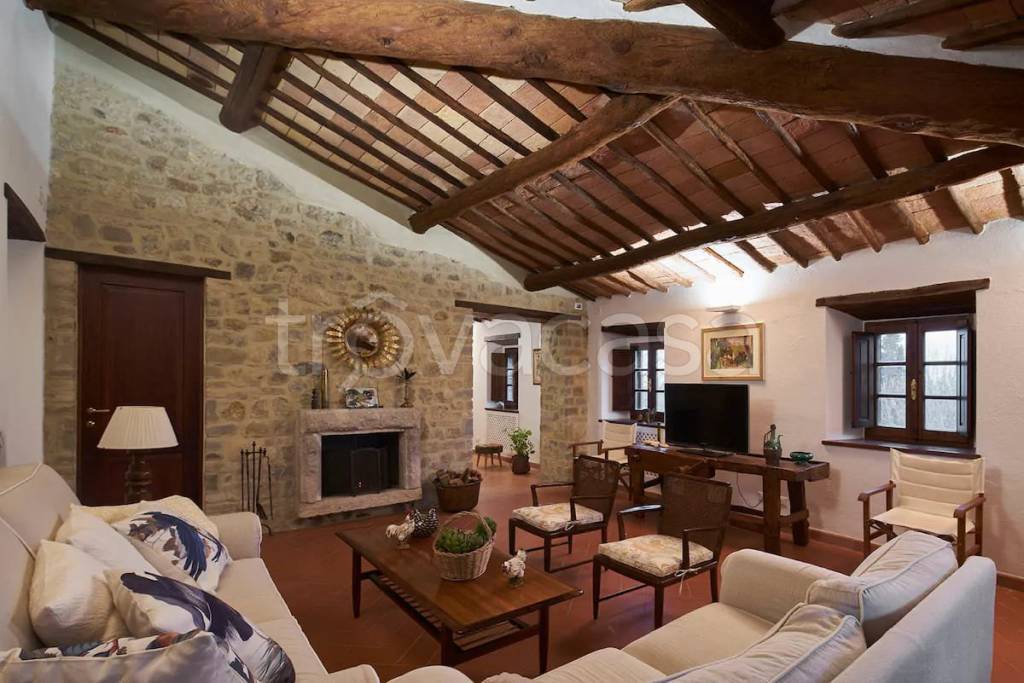 casa indipendente in vendita a Castellina in Chianti in zona Fonterutoli