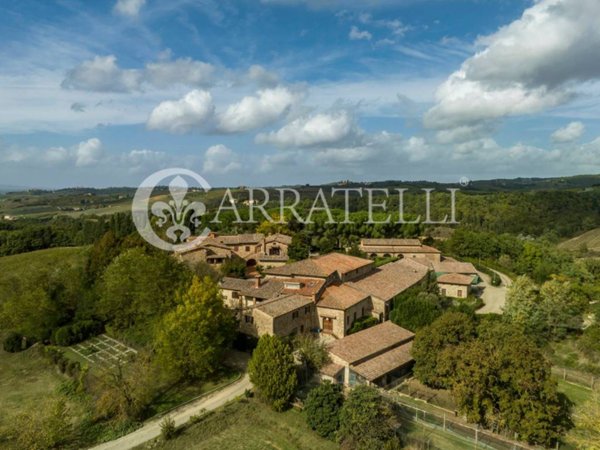 casa indipendente in vendita a Castellina in Chianti in zona Piazza