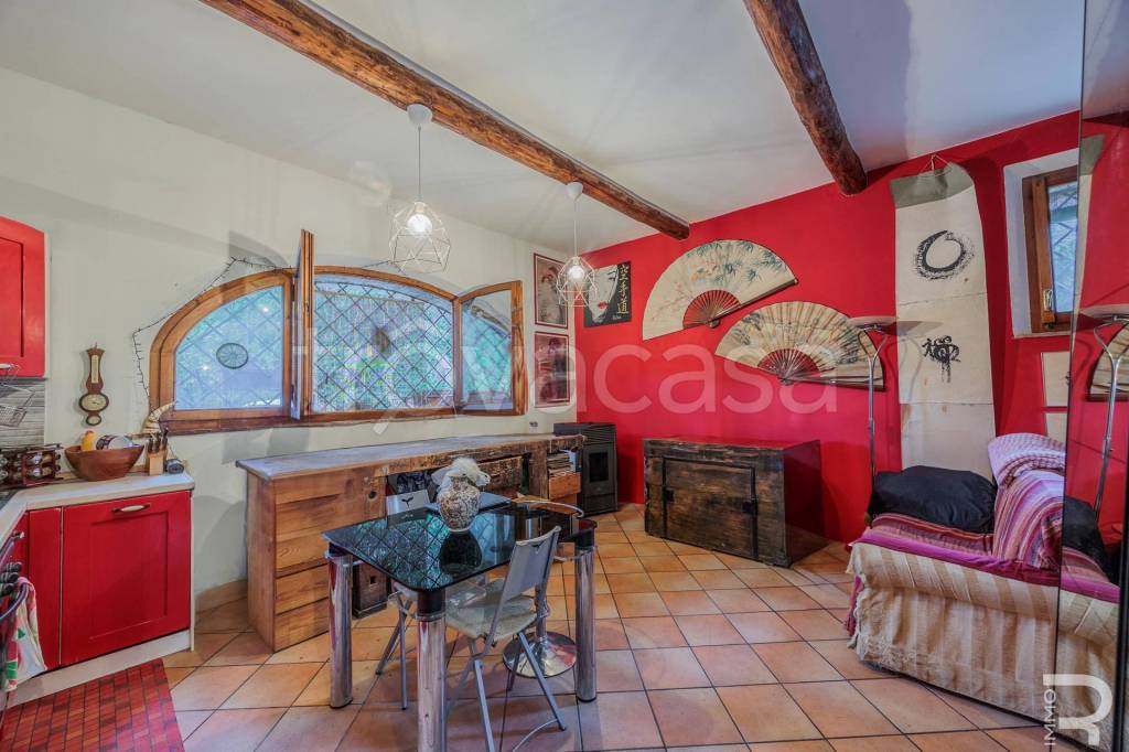 appartamento in vendita a Castellina in Chianti in zona Piazza