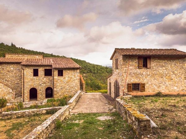 casale in vendita a Castellina in Chianti