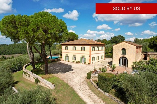 casa indipendente in vendita a Castellina in Chianti in zona Piazza