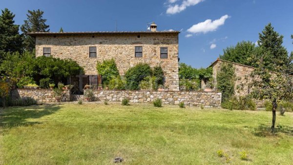 casa indipendente in vendita a Castellina in Chianti in zona Piazza
