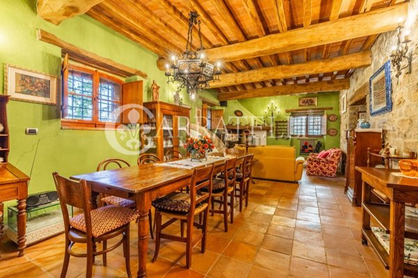 casa indipendente in vendita a Castellina in Chianti