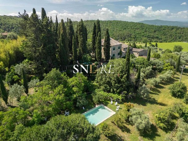 casa indipendente in vendita a Castellina in Chianti