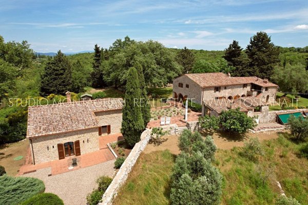 casa indipendente in vendita a Castellina in Chianti in zona Piazza