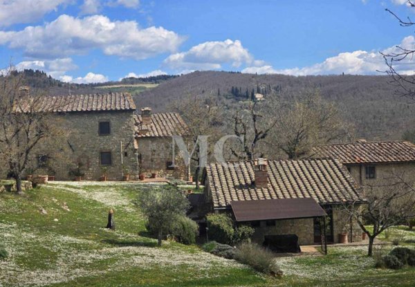 negozio in vendita a Castellina in Chianti in zona Piazza