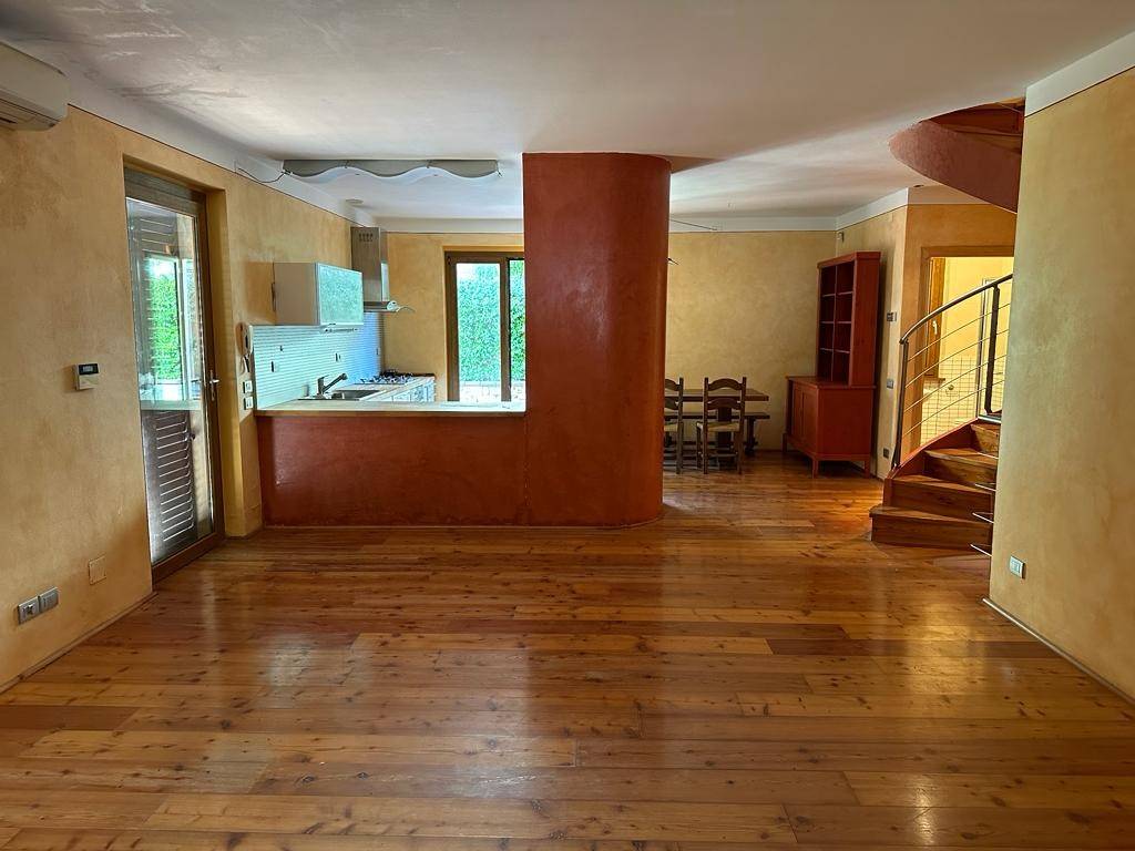 casa indipendente in vendita a Castellina in Chianti