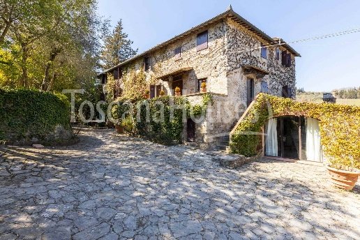 casale in vendita a Castellina in Chianti