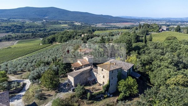 casale in vendita a Castellina in Chianti