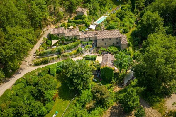 casa indipendente in vendita a Castellina in Chianti