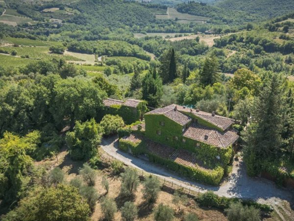 casa indipendente in vendita a Castellina in Chianti in zona Piazza