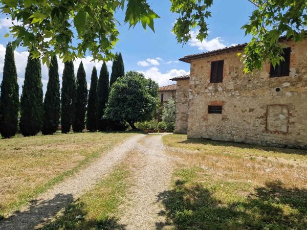 casale in vendita a Castellina in Chianti