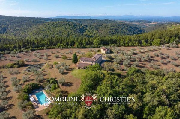 casa indipendente in vendita a Castellina in Chianti in zona Piazza