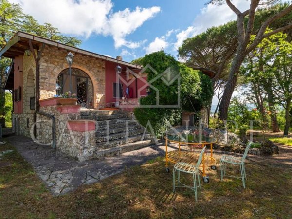 casa indipendente in vendita a Castellina in Chianti