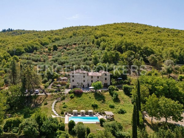 casa semindipendente in vendita a Castellina in Chianti in zona Piazza
