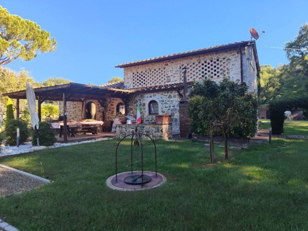 casa indipendente in vendita a Castellina in Chianti