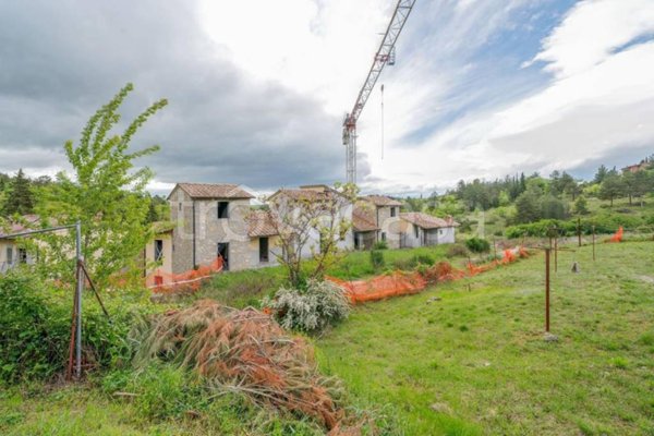 terreno agricolo in vendita a Castellina in Chianti in zona Croce Fiorentina