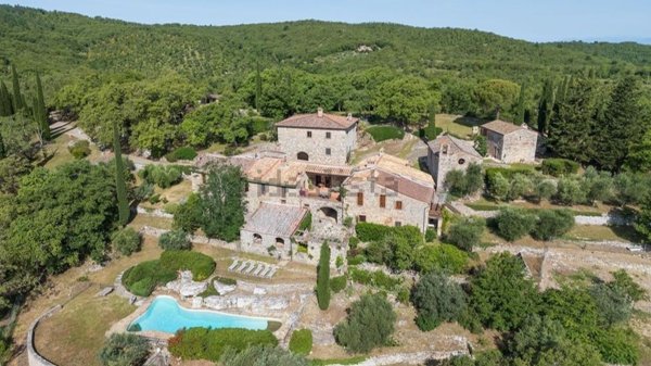 casale in vendita a Castellina in Chianti