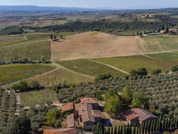 casa indipendente in vendita a Castellina in Chianti in zona Piazza