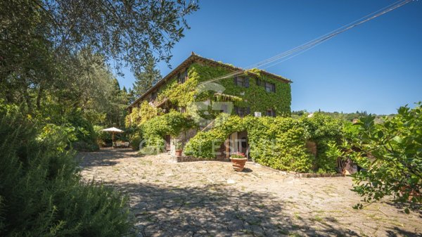 casale in vendita a Castellina in Chianti