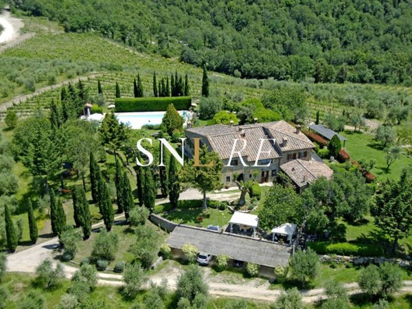 casale in vendita a Castellina in Chianti