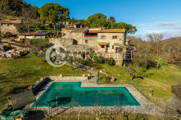 casale in vendita a Castellina in Chianti