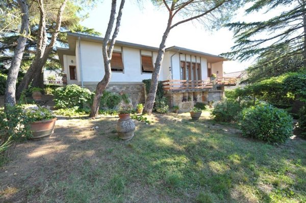 casa indipendente in vendita a Castellina in Chianti
