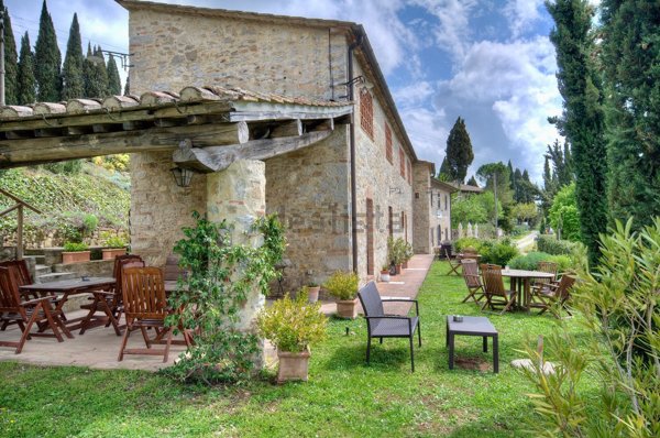 casale in vendita a Castellina in Chianti